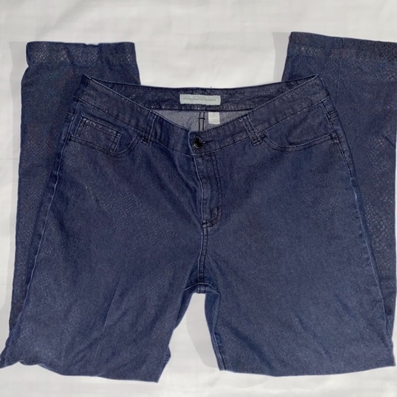 Chico’s Platinum Denim Patterned Jeans - Picture 4 of 9